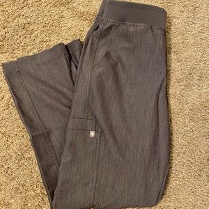 Men’s fig scrub bottoms